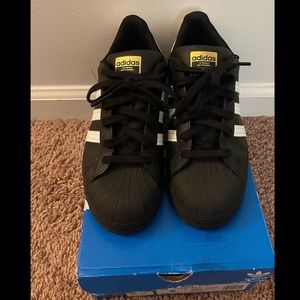 Adidas Superstar